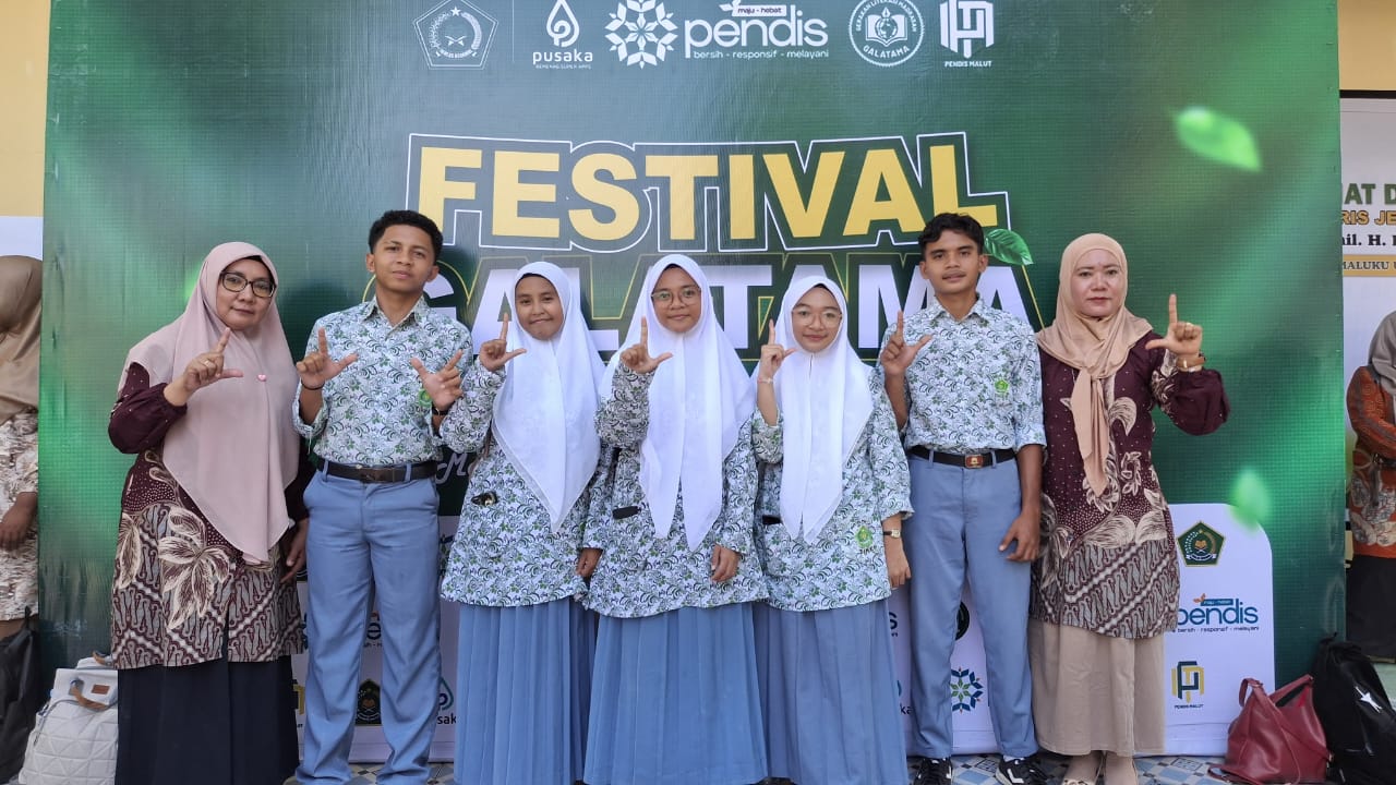 12 Delegasi MAN 2 Tikep Ikuti Workshop Menulis di Festival GALATAMA 2025