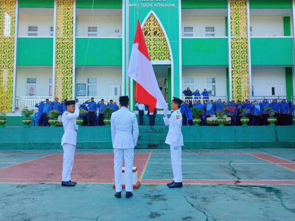 MAN 2 Tikep Gelar Upacara HUT RI ke-80 Bersama Empat Satker Pendidikan