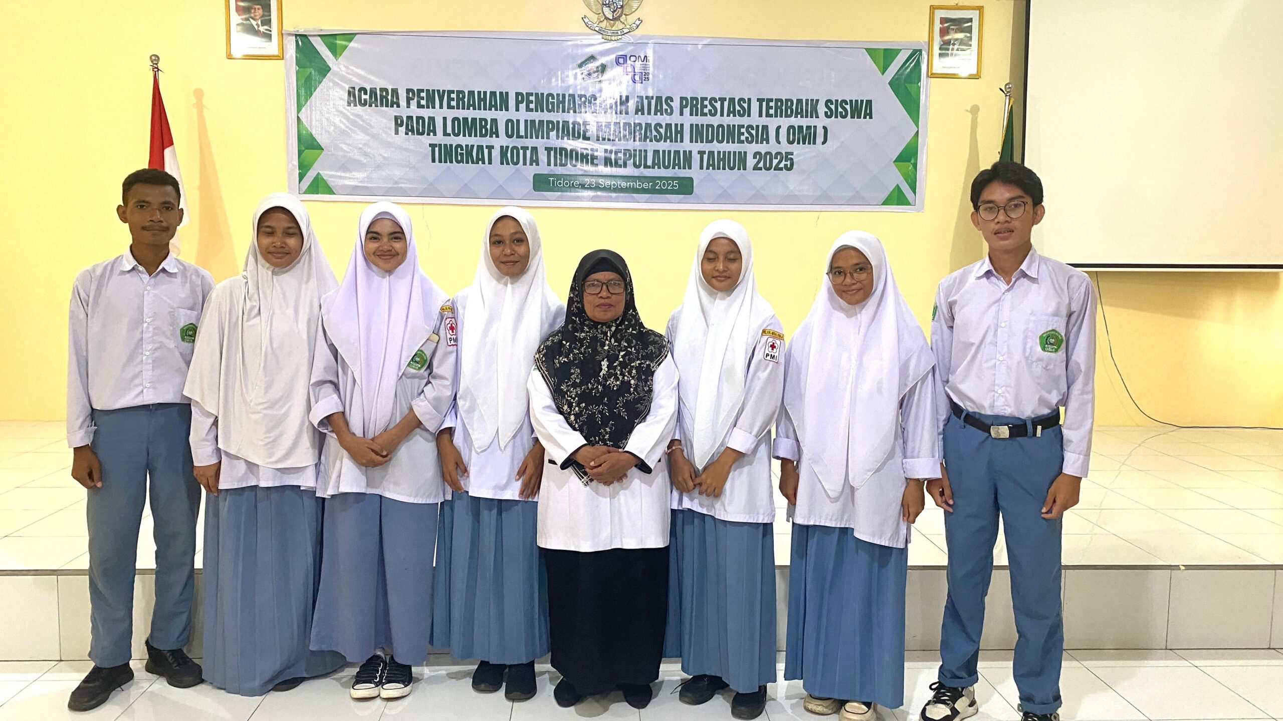7 Siswa MAN 2 Tikep Raih Penghargaan OMI Sains Tingkat Kota Tidore Kepulauan 2025