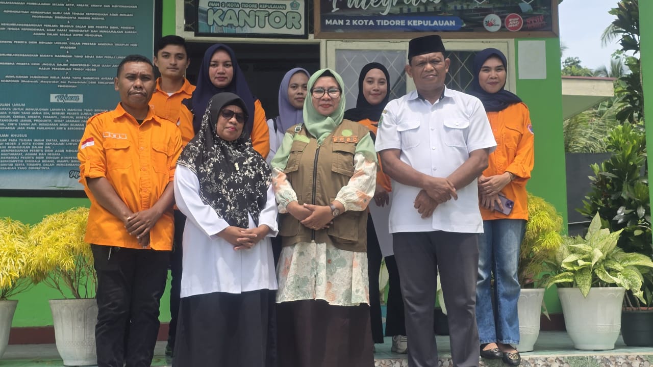 BPBD Kota Tidore Gelar Sosialisasi KIE di MAN 2 Tikep BPBD Kota Tidore Gelar Sosialisasi KIE di MAN 2 Tikep
