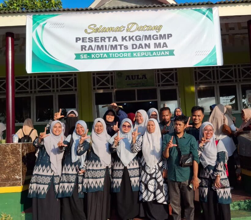 KKG-MGMP Berbasis AI Resmi Ditutup, Guru MAN 2 Tikep Siap Wujudkan Pembelajaran Adaptif dan Inovatif KKG-MGMP Berbasis AI Resmi Ditutup, Guru MAN 2 Tikep Siap Wujudkan Pembelajaran Adaptif dan Inovatif