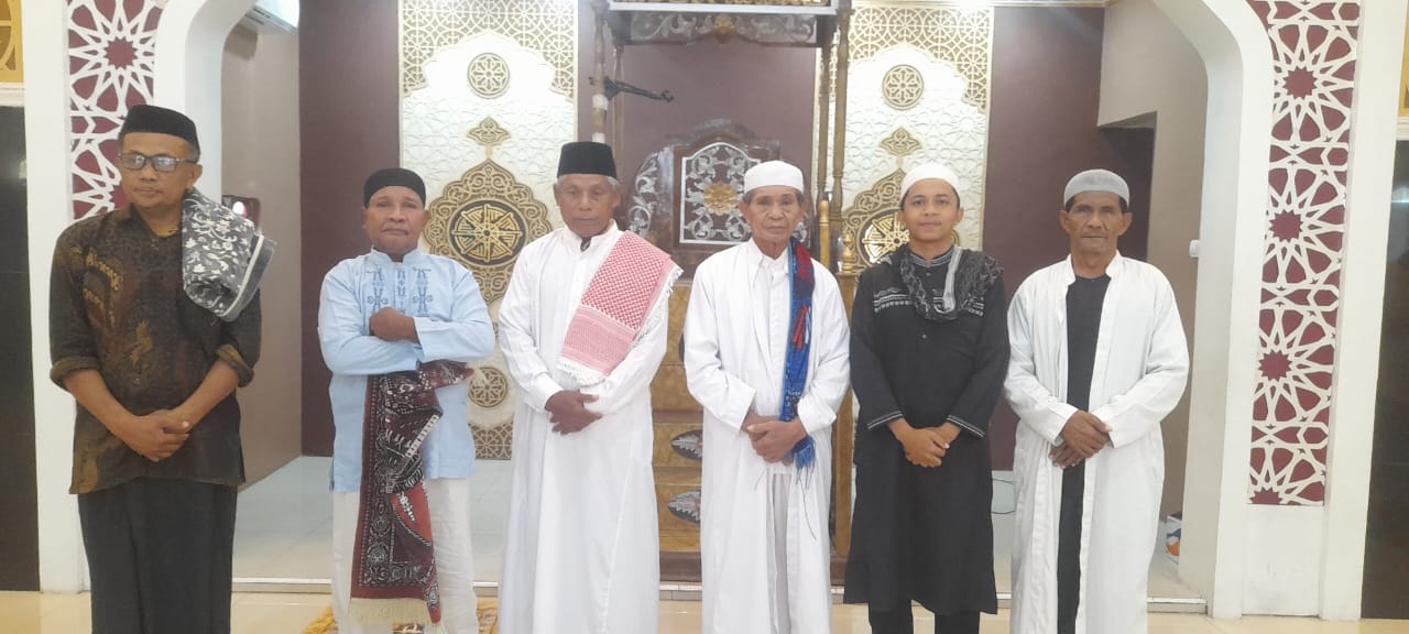 Jaga Istiqomah, Auda Insani Sampaikan Pesan Keteguhan Iman dalam Khotbah Jumat di Masjid Al-Awabin